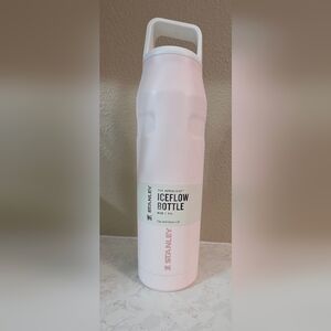 NEW Stanley Pink The Aerolight IceFlow 36 Oz Water Bottle